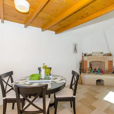 House Romantica Vikendica