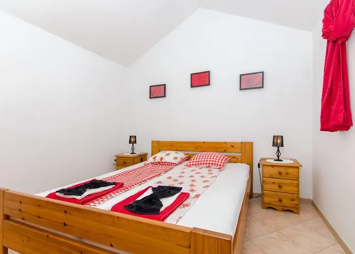 House Romantica Hébergement de vacances *